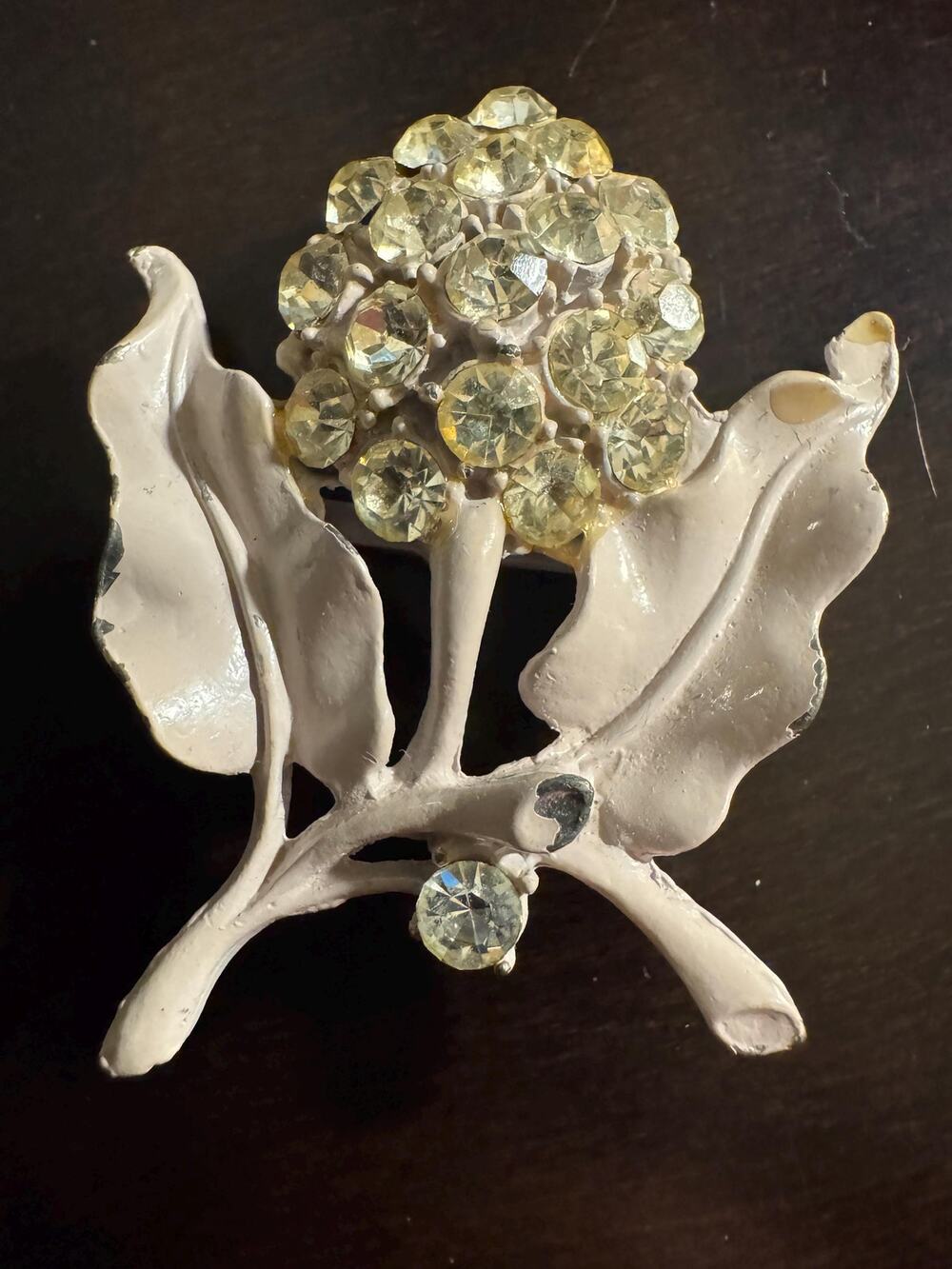 Vintage Rhinestone silver tone and enamel Brooch. 1940s? Wedding Shawl Accessory